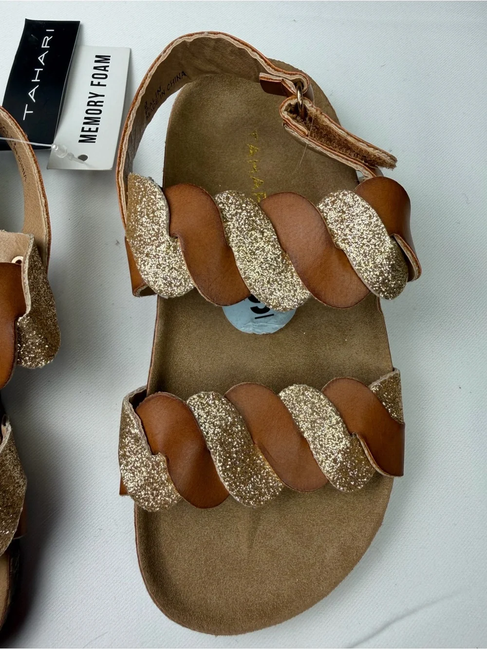 Tahari Girls  Brown & Gold Glitter Braided Sandals Memory Foam / NWT size 9